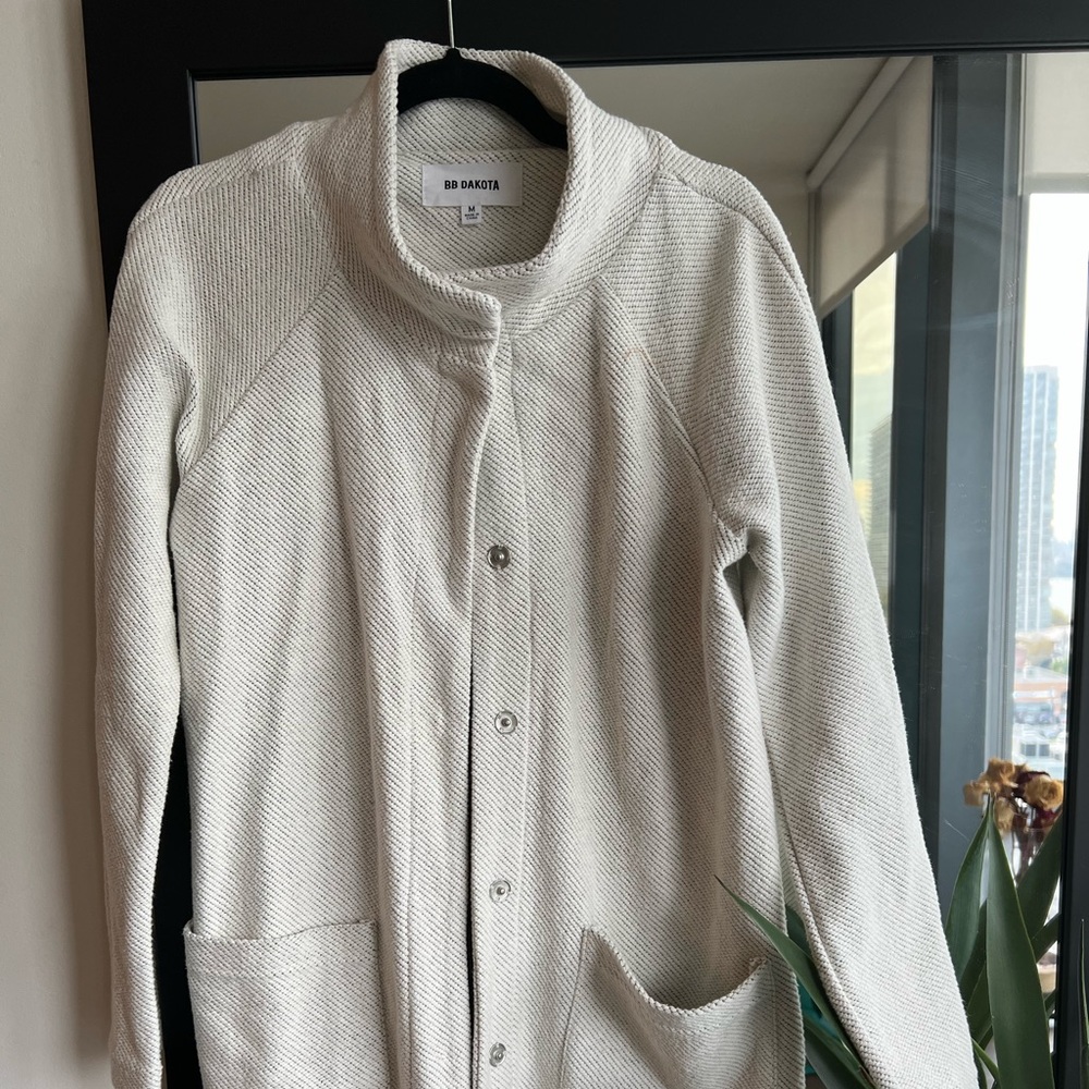 BB Dakota knit jacket/sweater size Medium, ivory